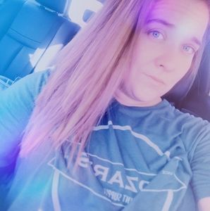 Meet your Posher, Joni